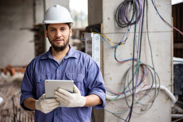 Best 24-Hour Electrician  in Lakewood, OH